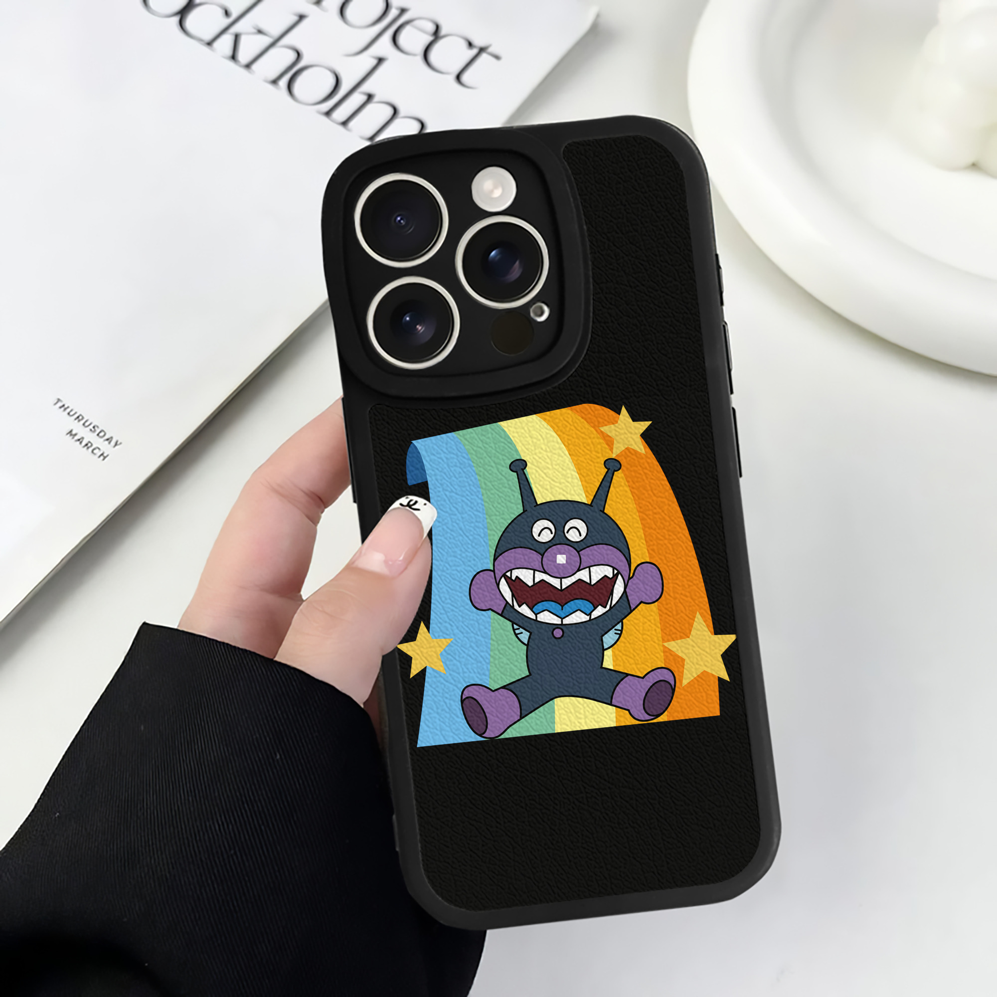 （画像用） アンパンマン Anpanman 【iPhone 16シリーズ対応】シリコンスマホケース（レザー調） 材質：シリコン